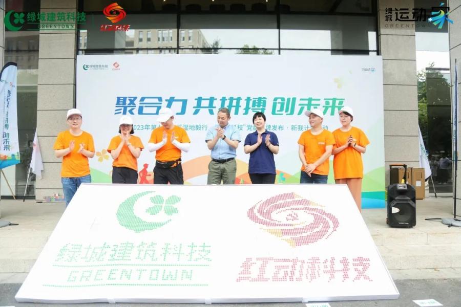 1688538960701909ufo2.jpg 640.jpg